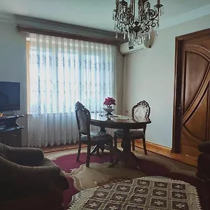 Giorgis Апартаменты Батуми