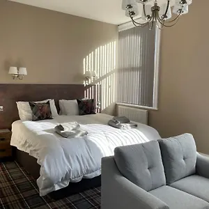 carlton-house.yorkshirehotels.net/