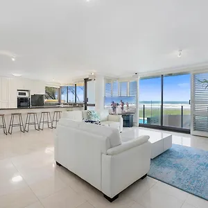 premiere-apartments.queenslandhotels.net/