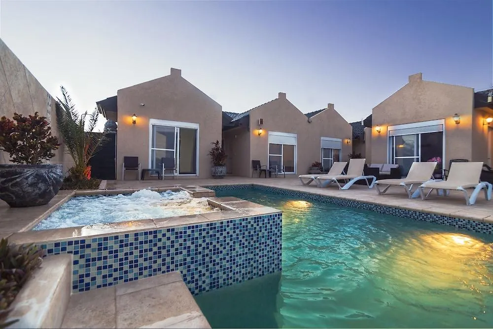 Golden Villas Палм Бич